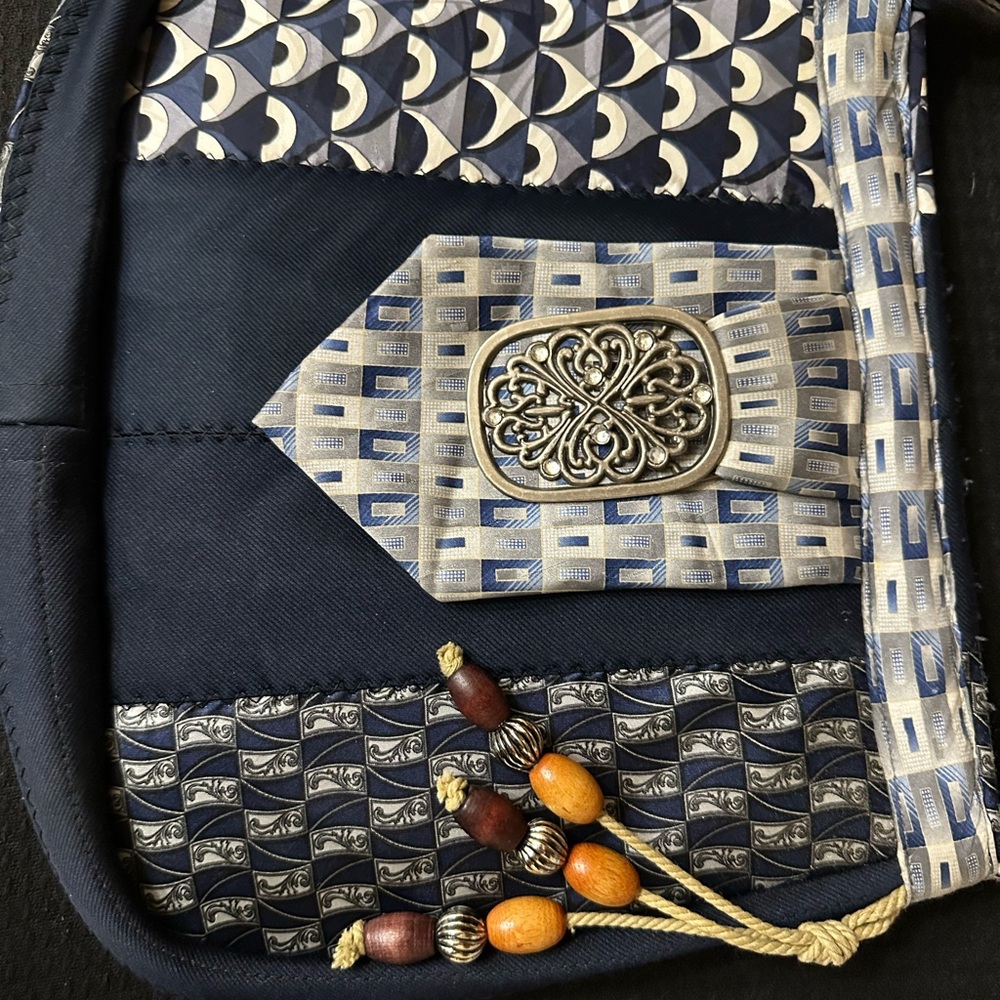 Stylish Navy Patchwork Crossbody Bag - image 3